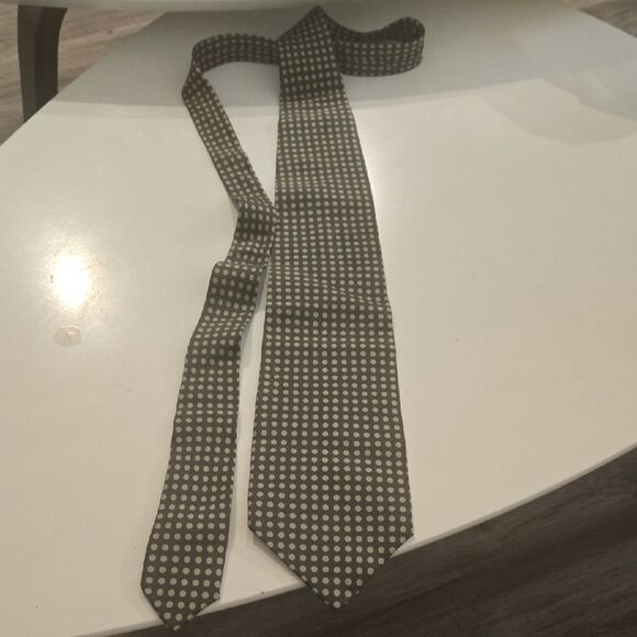 Giorgio Armani Black and White Polka Dot Tie - Picture 2 of 5